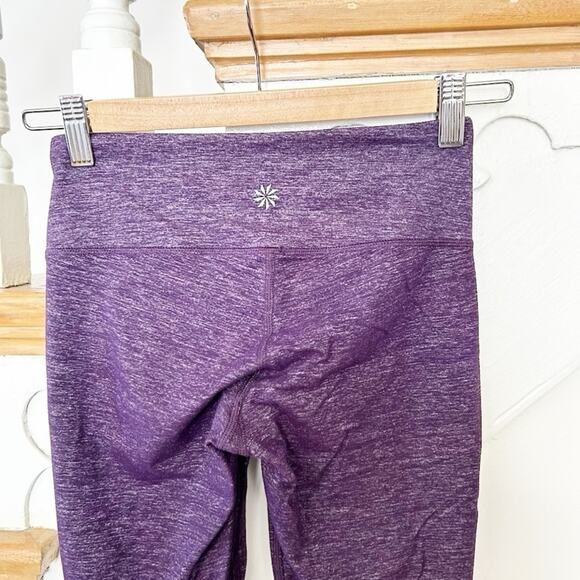 Athleta Purple Drama Mid Rise Quest Criss Cross Chaturanga Capri Legging Sz XXS - Picture 4 of 8